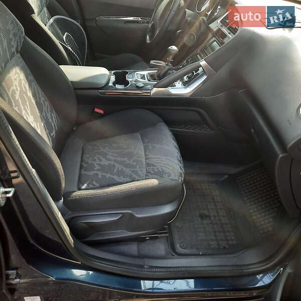 Позашляховик / Кросовер Peugeot 3008 2013 в Рівному