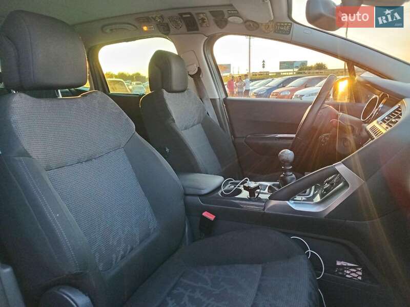 Внедорожник / Кроссовер Peugeot 3008 2010 в Львове