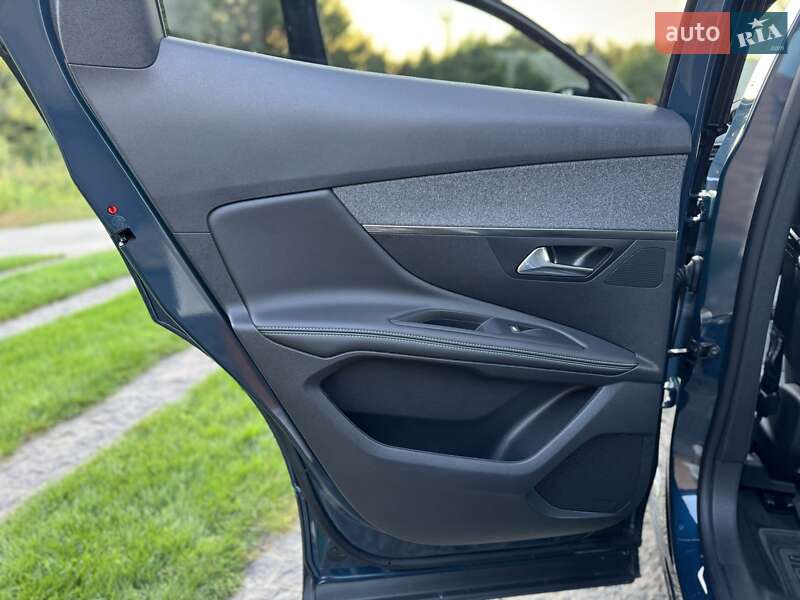 Внедорожник / Кроссовер Peugeot 3008 2023 в Киеве фото 42 Внедорожник / Кроссовер Peugeot 3008 2023 в Киеве