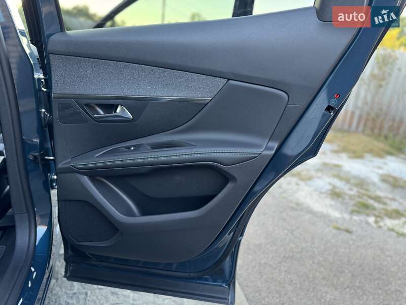 Внедорожник / Кроссовер Peugeot 3008 2023 в Киеве фото 46 Внедорожник / Кроссовер Peugeot 3008 2023 в Киеве