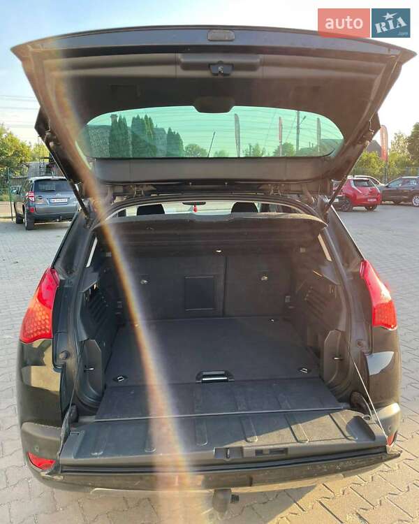 Внедорожник / Кроссовер Peugeot 3008 2010 в Дубровице