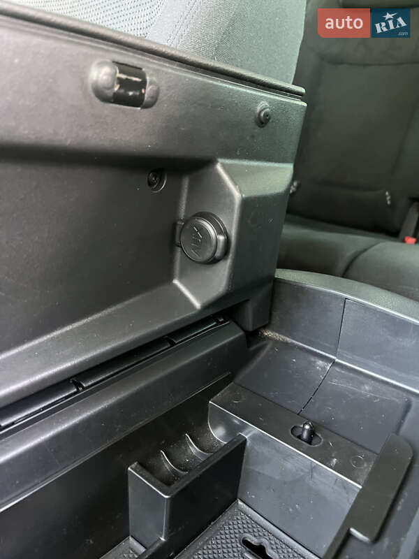 Внедорожник / Кроссовер Peugeot 3008 2012 в Ровно