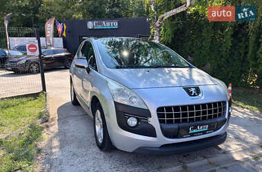 Позашляховик / Кросовер Peugeot 3008 2011 в Чернівцях