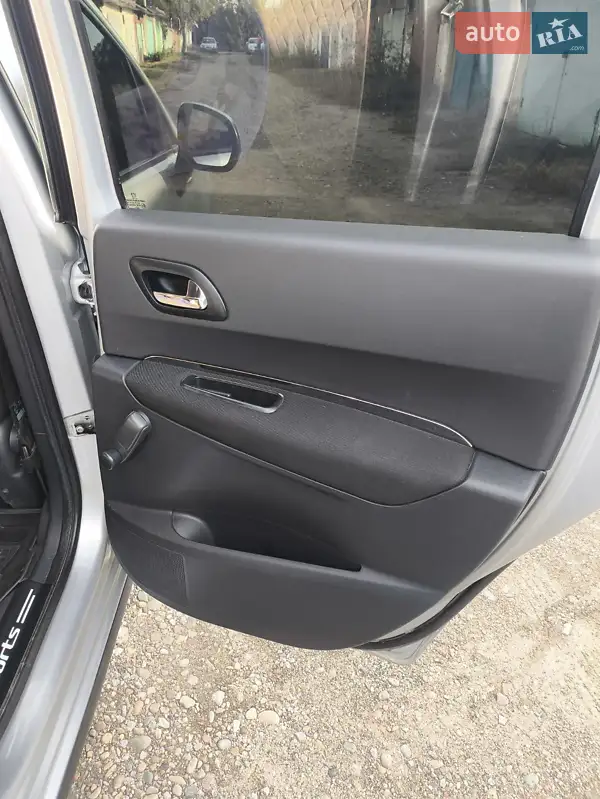 Peugeot 3008 2009 VIN VF30U9HZH9S103100 фото оголошення 3 з 62