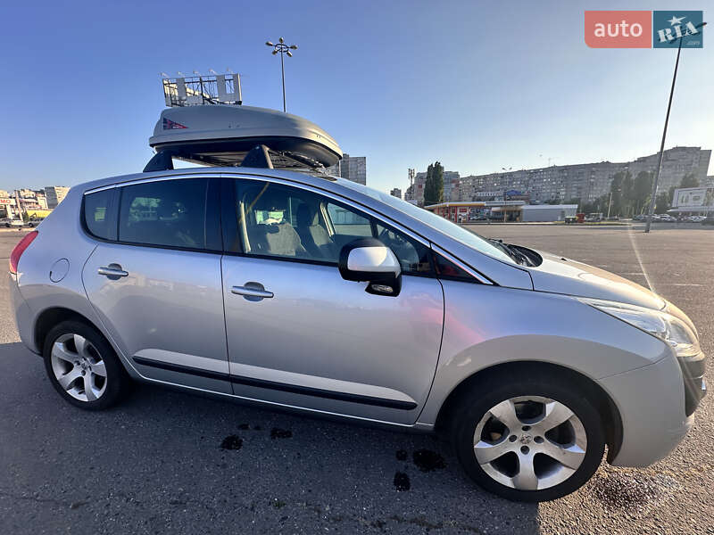 Позашляховик / Кросовер Peugeot 3008 2011 в Харкові