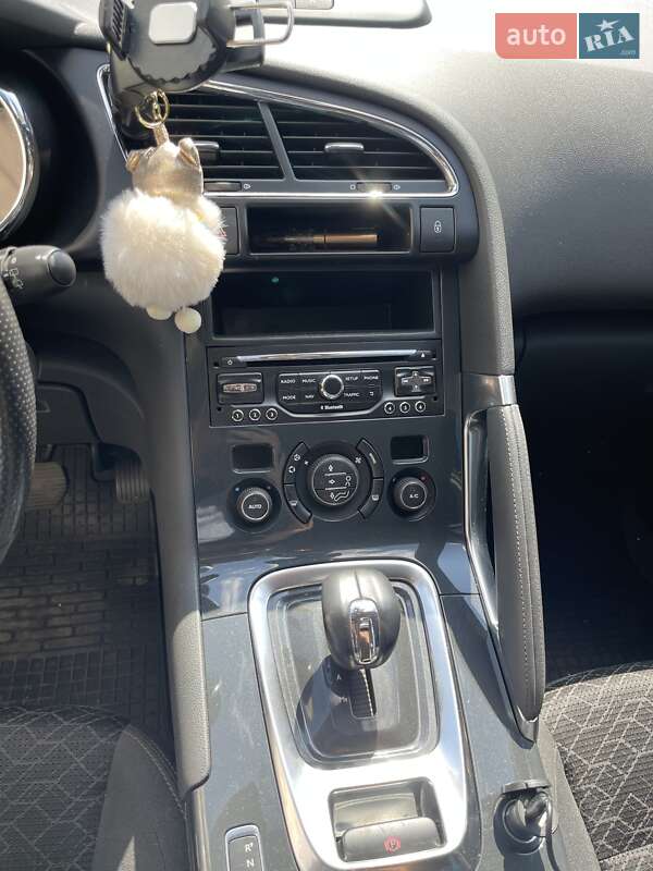 Позашляховик / Кросовер Peugeot 3008 2014 в Полтаві