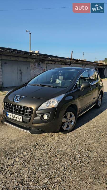 Позашляховик / Кросовер Peugeot 3008 2011 в Борисполі