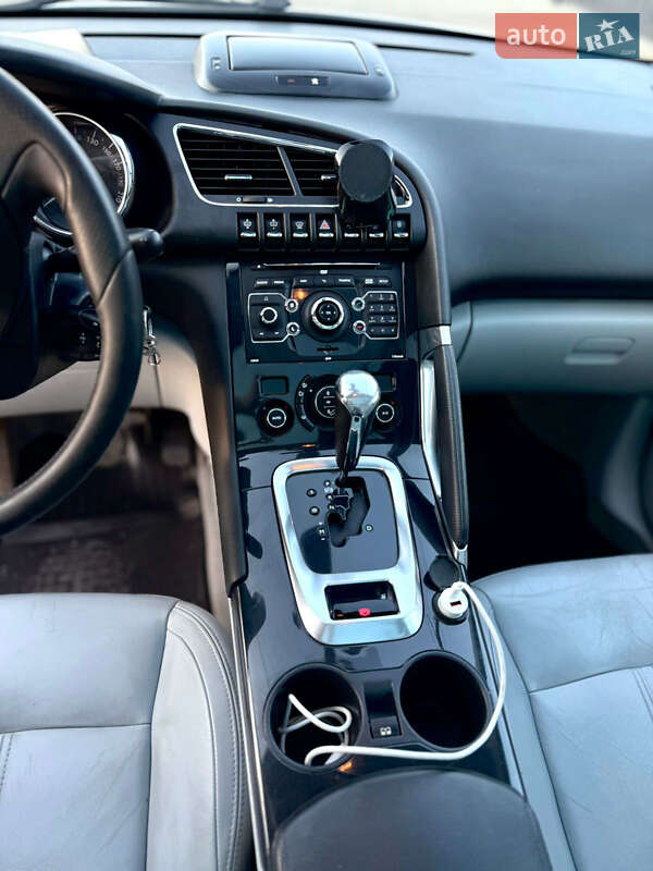 Позашляховик / Кросовер Peugeot 3008 2010 в Луцьку