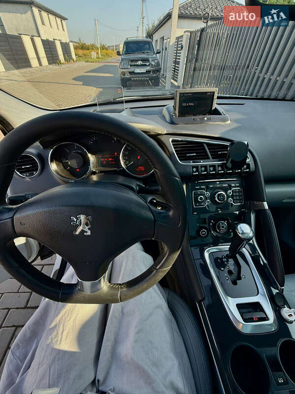 Позашляховик / Кросовер Peugeot 3008 2010 в Луцьку