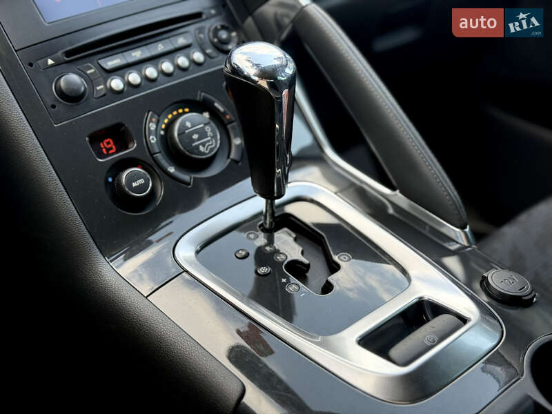Внедорожник / Кроссовер Peugeot 3008 2013 в Львове фото 16 Внедорожник / Кроссовер Peugeot 3008 2013 в Львове