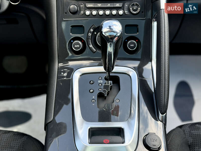 Внедорожник / Кроссовер Peugeot 3008 2013 в Львове фото 29 Внедорожник / Кроссовер Peugeot 3008 2013 в Львове