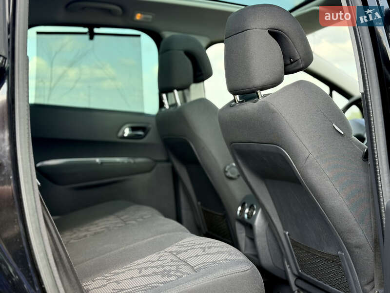 Внедорожник / Кроссовер Peugeot 3008 2013 в Львове фото 37 Внедорожник / Кроссовер Peugeot 3008 2013 в Львове