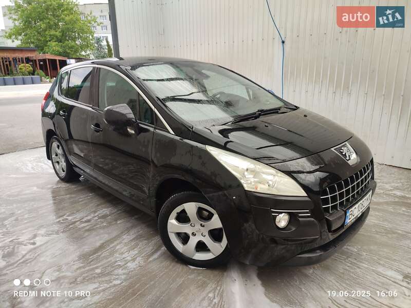 Позашляховик / Кросовер Peugeot 3008 2011 в Львові