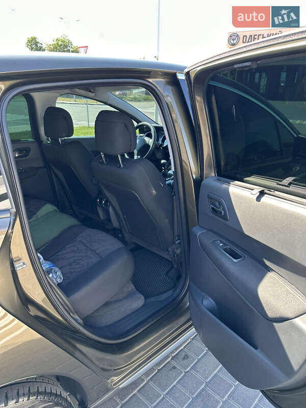 Позашляховик / Кросовер Peugeot 3008 2009 в Одесі