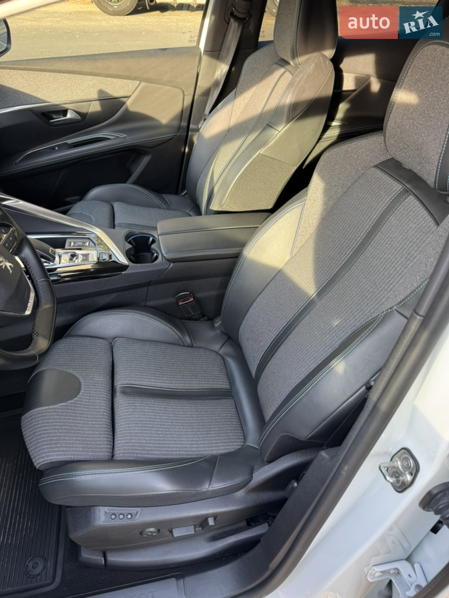 2021 Peugeot 3008 - мініатюра 10