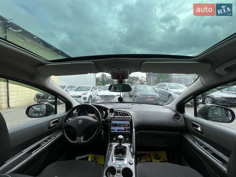 Позашляховик / Кросовер Peugeot 3008 2011 в Івано-Франківську