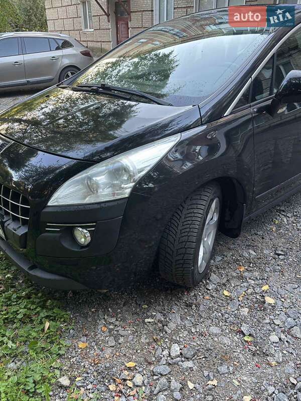 Позашляховик / Кросовер Peugeot 3008 2010 в Старокостянтинові