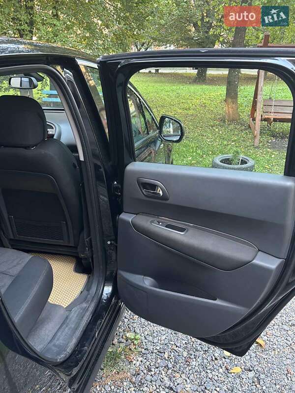 Позашляховик / Кросовер Peugeot 3008 2010 в Старокостянтинові