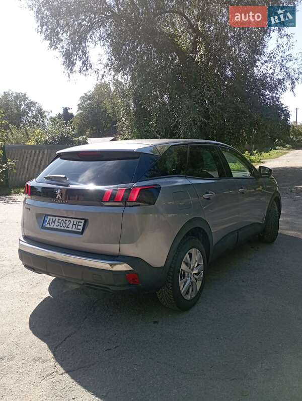 Внедорожник / Кроссовер Peugeot 3008 2017 в Казатине