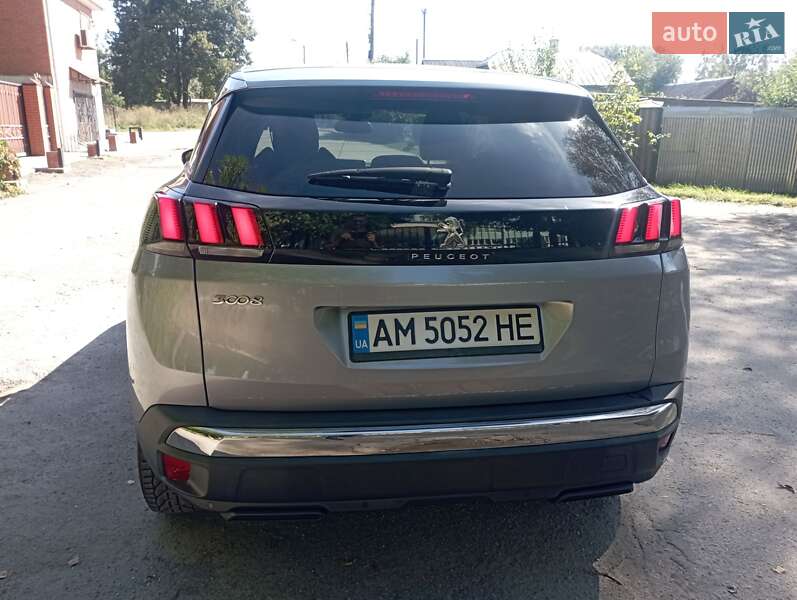 Внедорожник / Кроссовер Peugeot 3008 2017 в Казатине