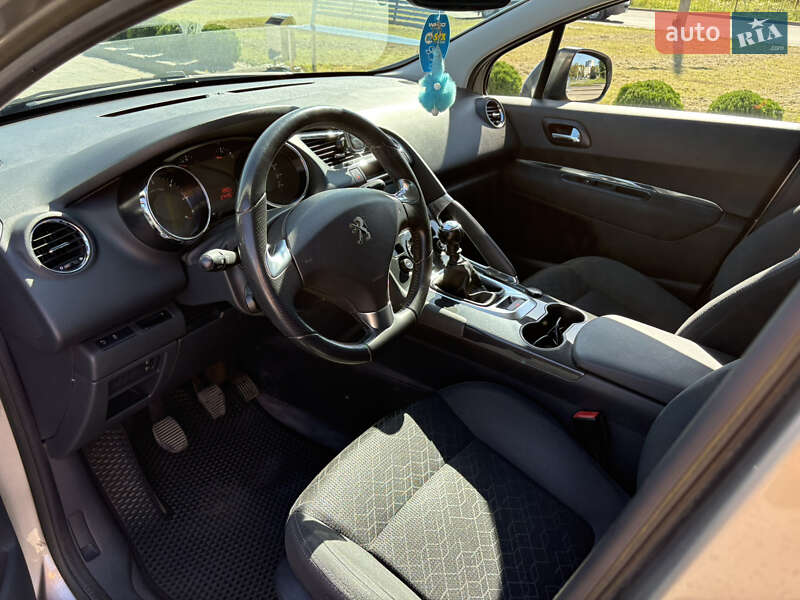Позашляховик / Кросовер Peugeot 3008 2014 в Пустомитах