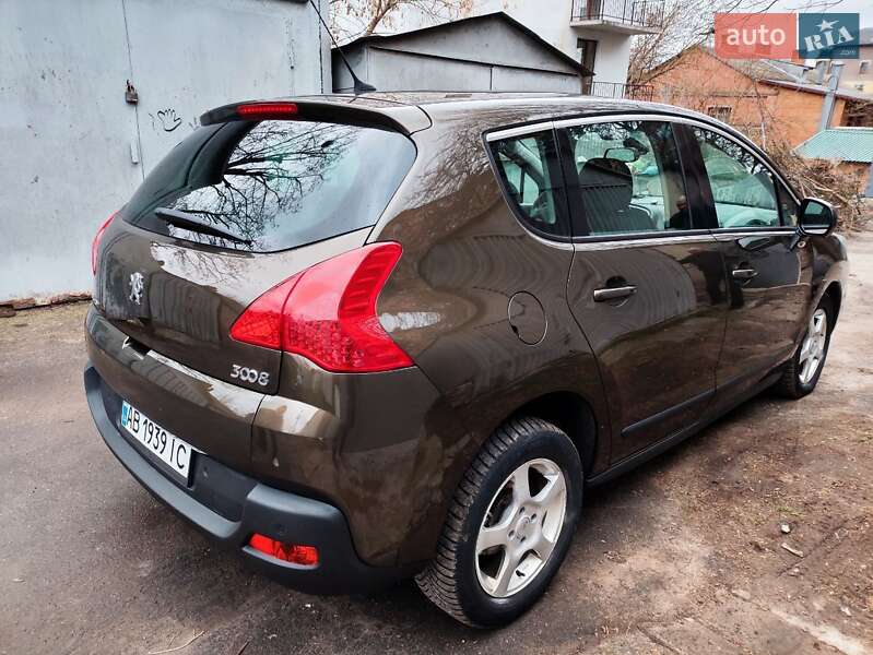 Peugeot 3008 2012