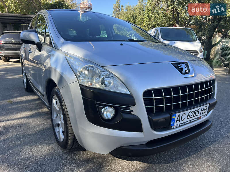 Peugeot 3008 2011