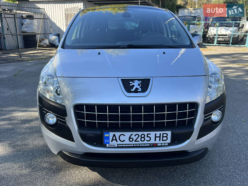 Позашляховик / Кросовер Peugeot 3008 2011 в Києві