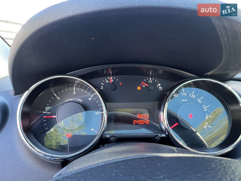 Позашляховик / Кросовер Peugeot 3008 2011 в Києві