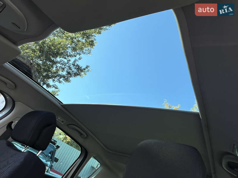 Позашляховик / Кросовер Peugeot 3008 2011 в Києві