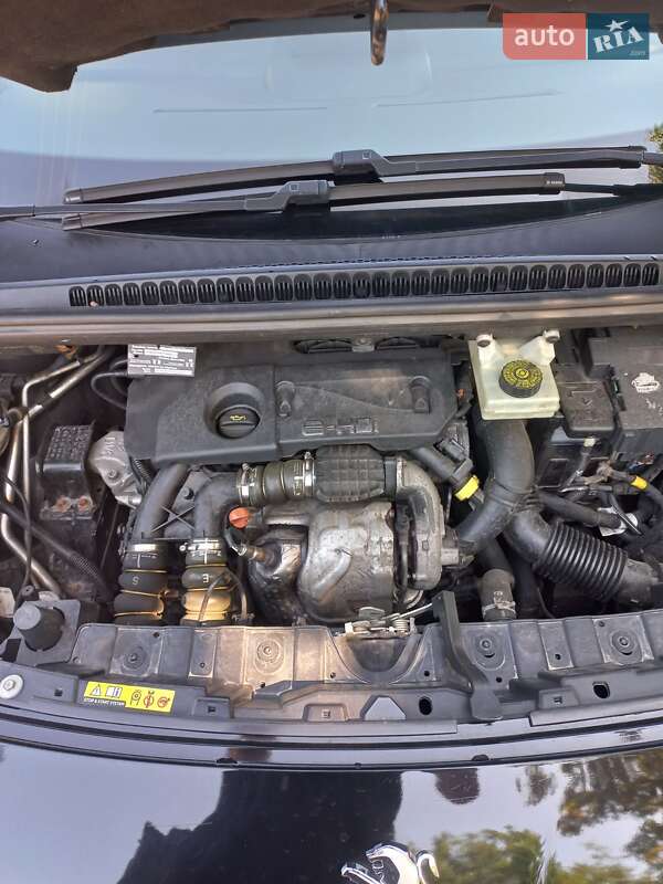 Внедорожник / Кроссовер Peugeot 3008 2014 в Ивано-Франковске