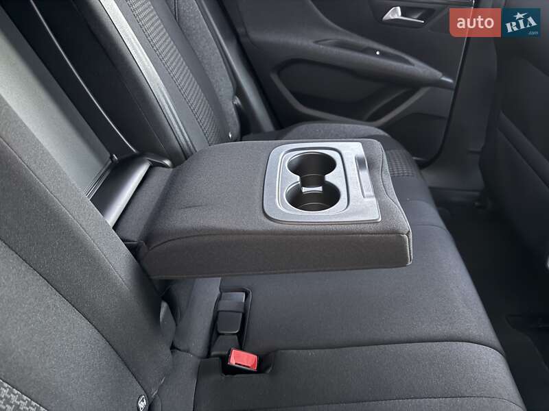 Позашляховик / Кросовер Peugeot 3008 2020 в Стрию