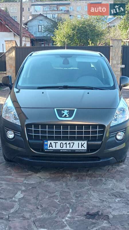 Позашляховик / Кросовер Peugeot 3008 2011 в Коломиї