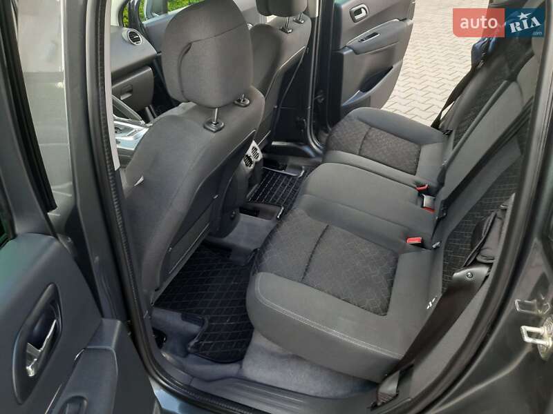 Внедорожник / Кроссовер Peugeot 3008 2016 в Стрые