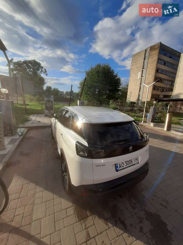 Позашляховик / Кросовер Peugeot 3008 2021 в Ужгороді