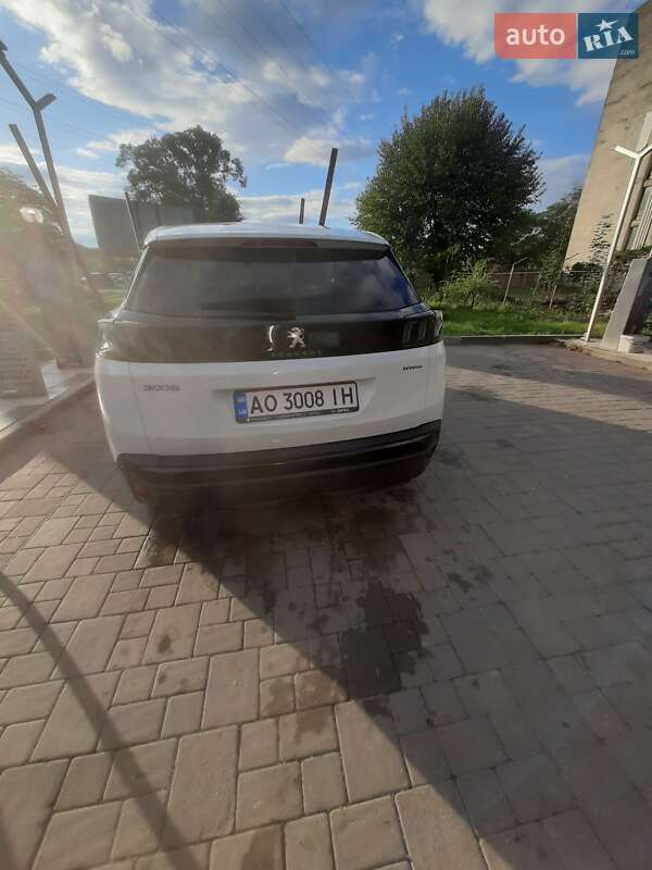 Позашляховик / Кросовер Peugeot 3008 2021 в Ужгороді