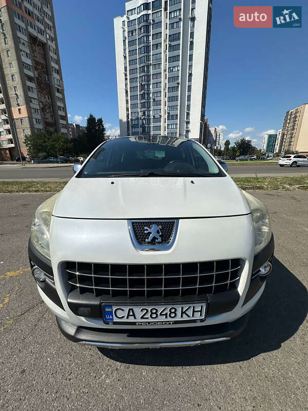 Позашляховик / Кросовер Peugeot 3008 2010 в Черкасах