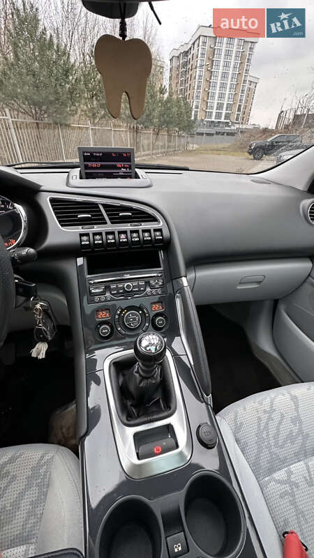 Позашляховик / Кросовер Peugeot 3008 2010 в Луцьку