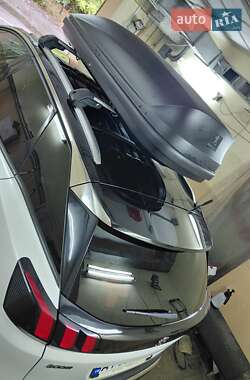 Внедорожник / Кроссовер Peugeot 3008 2018 в 