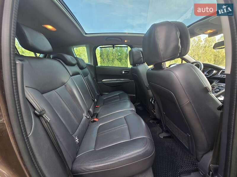 Позашляховик / Кросовер Peugeot 3008 2014 в Луцьку