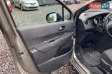 Позашляховик / Кросовер Peugeot 3008 2010 в  фото 18 Позашляховик / Кросовер Peugeot 3008 2010 в