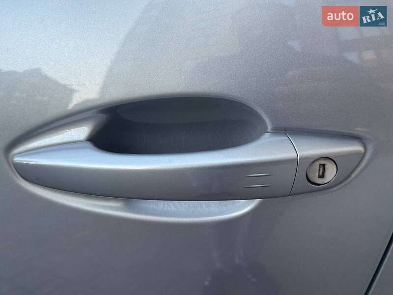 Внедорожник / Кроссовер Peugeot 3008 2020 в Киеве