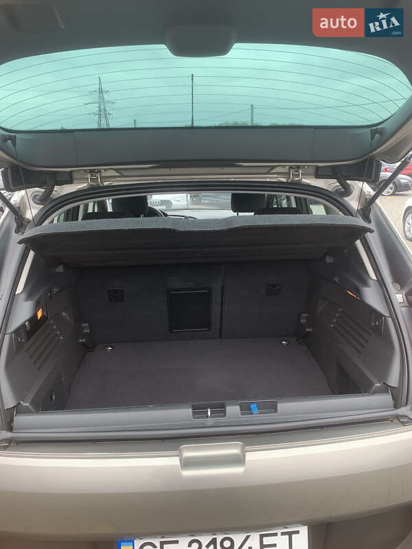 Позашляховик / Кросовер Peugeot 3008 2012 в Чернівцях