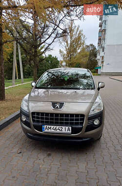 Внедорожник / Кроссовер Peugeot 3008 2010 в Звягеле