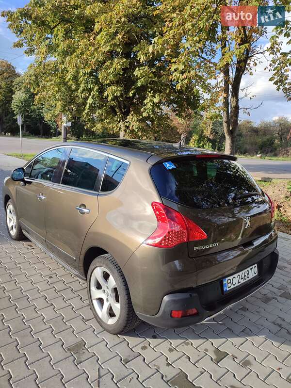 Позашляховик / Кросовер Peugeot 3008 2010 в Стрию