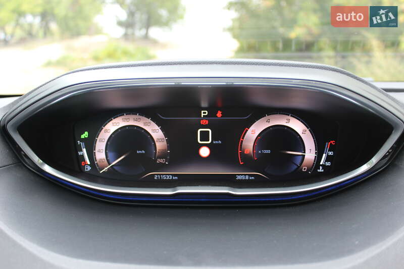 Позашляховик / Кросовер Peugeot 3008 2018 в Черкасах