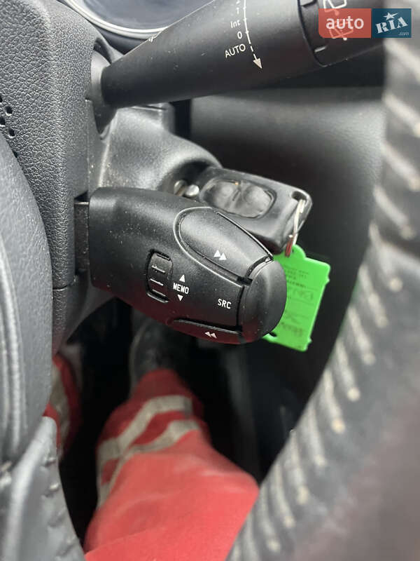 Внедорожник / Кроссовер Peugeot 3008 2011 в Почаеве фото 12 Внедорожник / Кроссовер Peugeot 3008 2011 в Почаеве