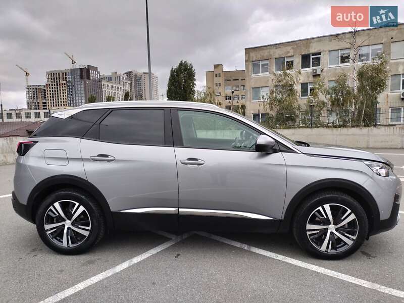 Внедорожник / Кроссовер Peugeot 3008 2020 в Киеве