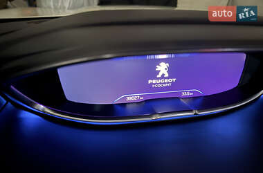 Внедорожник / Кроссовер Peugeot 3008 2020 в 
