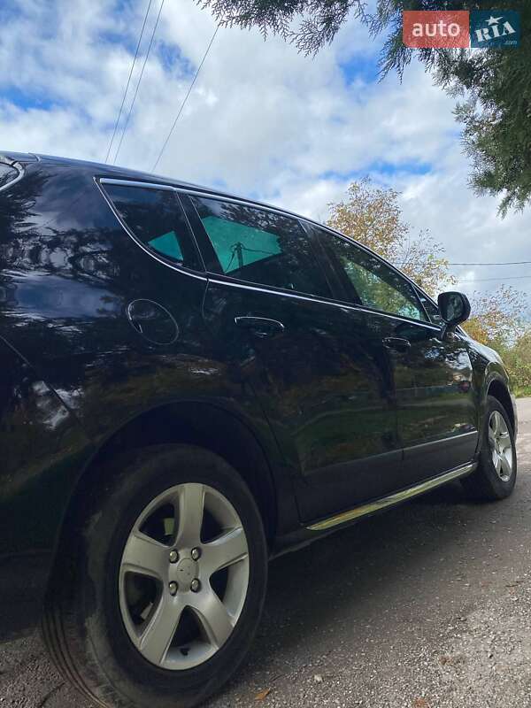 Внедорожник / Кроссовер Peugeot 3008 2010 в Надворной